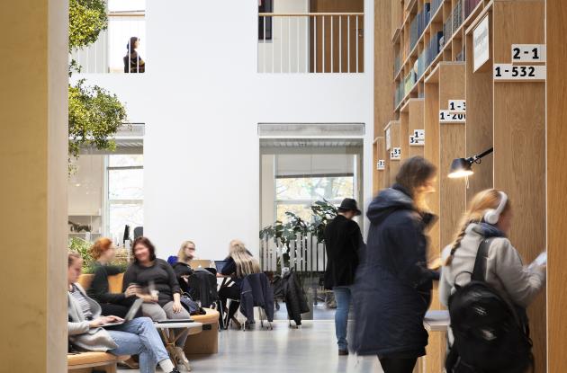 Users and visitors in the Library Garden. The Royal Aarhus Library