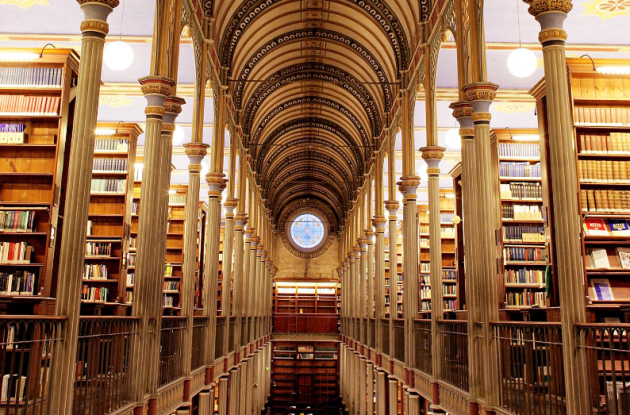 Biblioteksbygningen i Fiolstræde